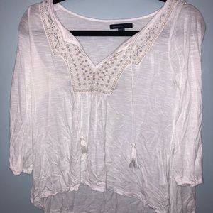 American Eagle white and gold blouse